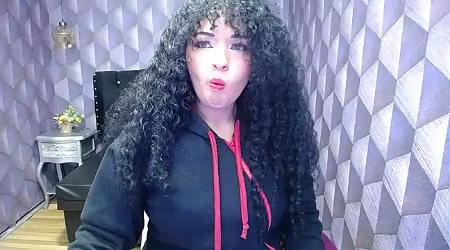 Sofiacowperx online show from February 2025 11:22:02 AM