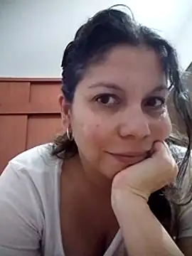 Carliina Soussa online show from April 2026 10:34:02 PM