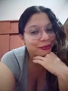 Carliina Soussa online show from April 2026 05:32:02 PM