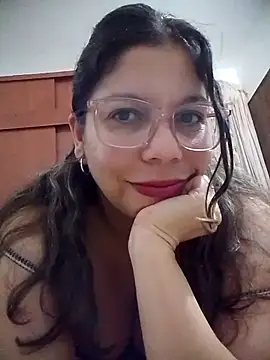 Carliina Soussa online show from April 2026 11:53:01 PM