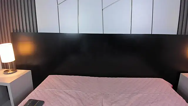 liz goth online show from February 2025 12:59:01 PM