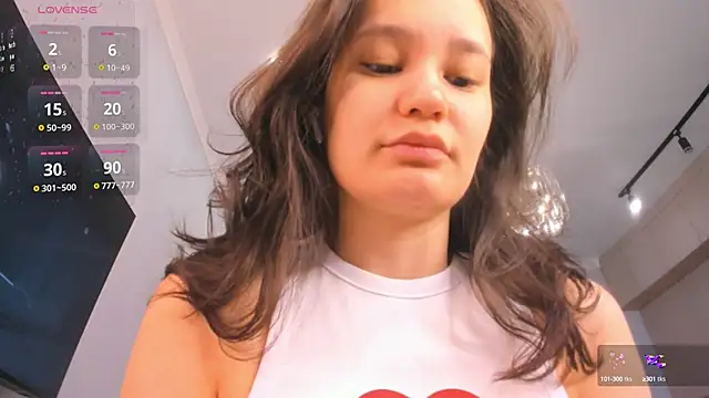 Snapshot of miss_shine chatting on February 2025 04:20:01 AM miss shine online show from February 2025 04:20:01 AM