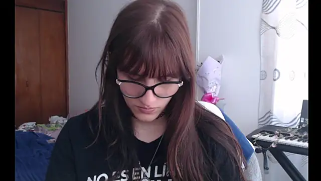 Snapshot of Alice_love29 chatting on June 2026 04:38:02 PM Alice love29 online show from June 2026 04:38:02 PM
