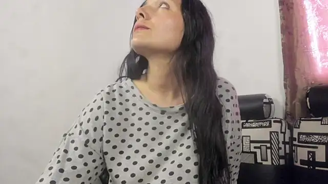Nathaly love96 online show from April 2026 10:37:02 PM