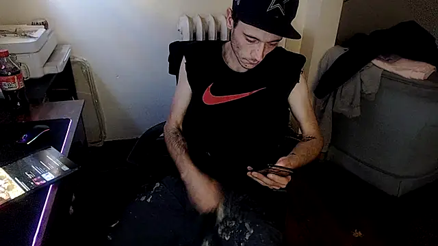 Snapshot of MrKingDick607 chatting on October 2025 04:44:02 PM MrKingDick607 online show from October 2025 04:44:02 PM