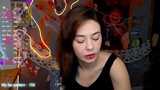 NataliMillers online show from November 2025 06:47:02 AM