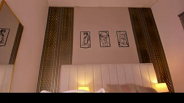 zoe sky  online show from April 2026 11:34:01 AM