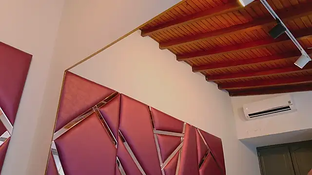 Adel Nesbiit online show from February 2025 10:39:02 PM