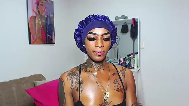 Snapshot of badgirls_cx chatting on February 2026 11:17:01 PM badgirls cx online show from February 2026 11:17:01 PM