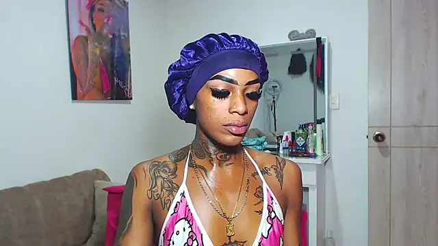 Snapshot of badgirls_cx chatting on February 2026 04:07:02 PM badgirls cx online show from February 2026 04:07:02 PM