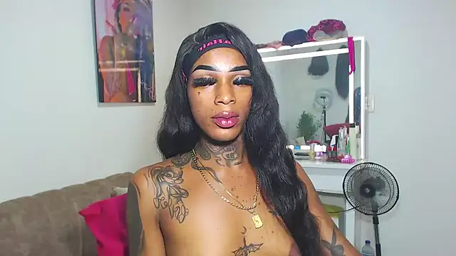 Snapshot of badgirls_cx chatting on March 2026 02:15:01 AM badgirls cx online show from March 2026 02:15:01 AM