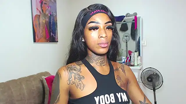 Snapshot of badgirls_cx chatting on March 2026 10:32:01 PM badgirls cx online show from March 2026 10:32:01 PM