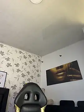 ElaaPerez online show from March 2026 07:53:01 PM