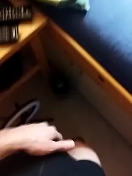 Snapshot of Crazzy_Maiky chatting on March 2025 09:11:02 PM Crazzy Maiky online show from March 2025 09:11:02 PM