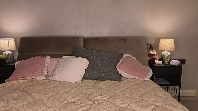 elfinvibes online show from January 2025 09:13:02 AM