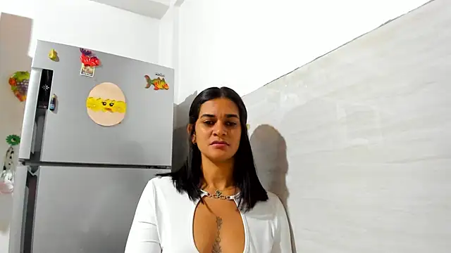 Biancasantillana online show from October 2025 11:37:01 PM