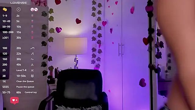 Snapshot of BonnieAnderson_ chatting on February 2025 08:02:02 PM BonnieAnderson online show from February 2025 08:02:02 PM