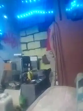 Snapshot of _Dmente_ chatting on March 2025 06:57:01 AM Dmente online show from March 2025 06:57:01 AM