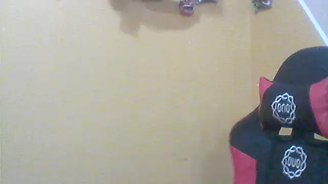Snapshot of _Dmente_ chatting on October 2025 08:59:02 AM Dmente online show from October 2025 08:59:02 AM