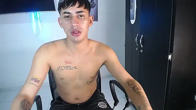 boy latino sex online show from October 2025 06:13:02 AM