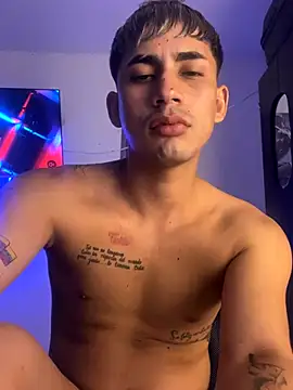 boy latino sex online show from October 2025 04:30:01 PM