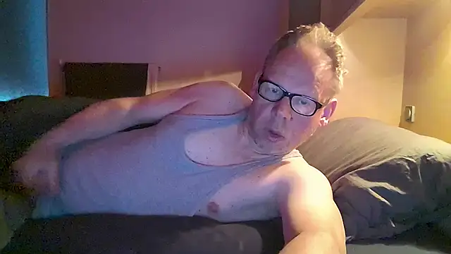 kinkyslet8 online show from May 2026 06:30:01 AM