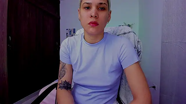 Charlee pink online show from September 2025 01:31:02 AM