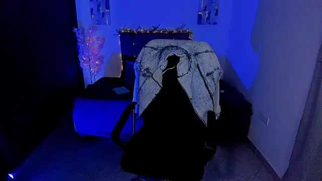 Charlee pink online show from October 2025 03:10:01 PM