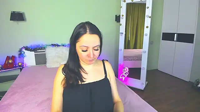 AngellLika online show from December 2024 09:35:01 AM