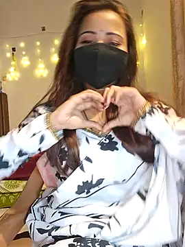 Snapshot of Cute-Tara chatting on December 2024 06:17:02 AM Cute-Tara online show from December 2024 06:17:02 AM