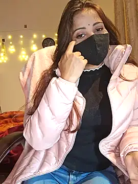 Snapshot of Cute-Tara chatting on January 2025 01:37:02 PM Cute-Tara online show from January 2025 01:37:02 PM