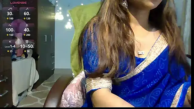 Snapshot of Cute-Tara chatting on February 2025 05:42:01 PM Cute-Tara online show from February 2025 05:42:01 PM