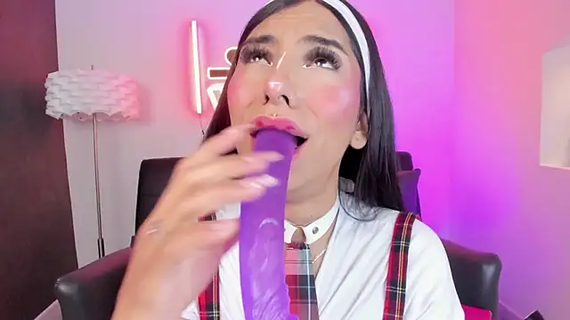 Snapshot of miss__allison chatting on February 2026 11:11:02 AM miss allison online show from February 2026 11:11:02 AM