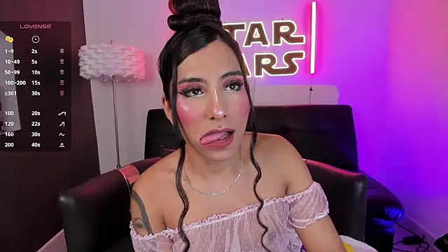 Snapshot of miss__allison chatting on February 2026 11:09:02 AM miss allison online show from February 2026 11:09:02 AM