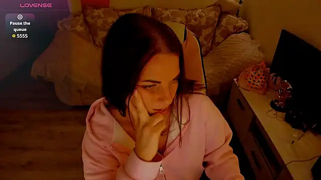 Snapshot of masha19981 chatting on November 2025 08:07:01 PM masha19981 online show from November 2025 08:07:01 PM