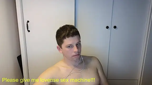 BigL0ve online show from April 2026 03:53:01 PM