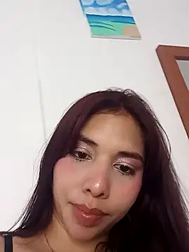 Snapshot of LucyMartelli chatting on December 2024 03:06:02 PM LucyMartelli online show from December 2024 03:06:02 PM