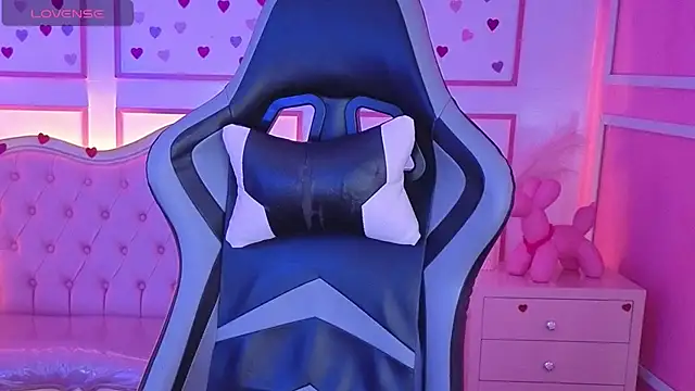 ailen t online show from September 2025 02:35:02 AM