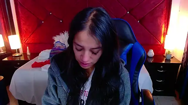 Julietacollins06 online show from February 2026 01:16:02 PM