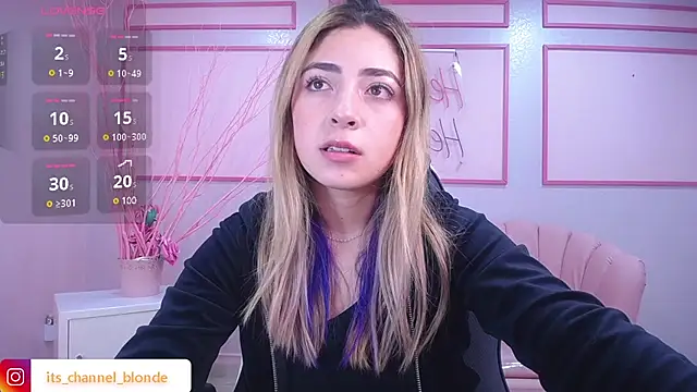 Snapshot of channel_blonde_a chatting on December 2024 06:05:01 PM channel blonde a online show from December 2024 06:05:01 PM