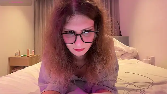 Alice Pinkhead online show from June 2026 10:03:02 AM