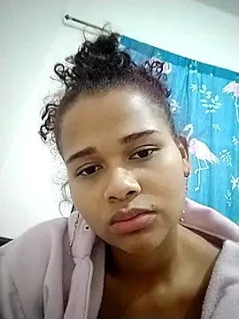 Snapshot of moon_HoneyX chatting on February 2025 03:47:02 AM moon HoneyX online show from February 2025 03:47:02 AM
