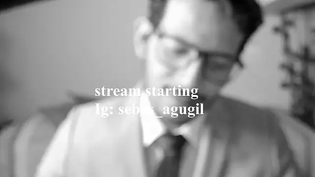 Nicholasrodrii online show from June 2026 10:58:01 PM