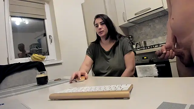 cuplu29 online show from April 2026 12:54:02 AM