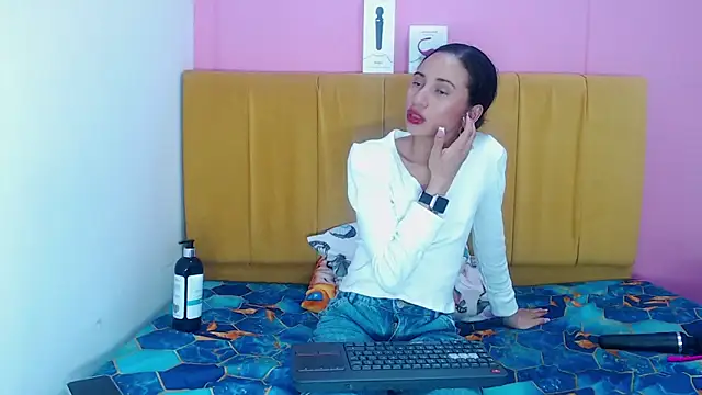 Snapshot of angelinabrookcm101 chatting on December 2024 05:14:02 AM angelinabrookcm101 online show from December 2024 05:14:02 AM