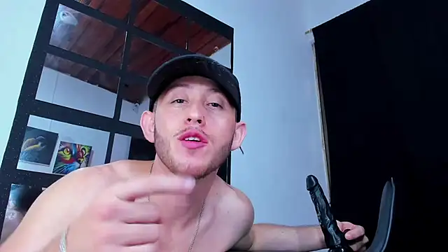 louis bcasta1 online show from December 2024 05:22:01 PM