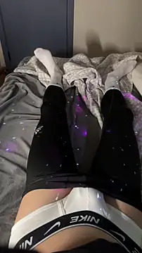 FEIYU001 online show from November 2025 03:25:02 PM