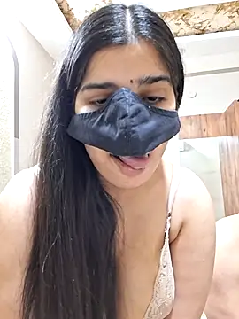 Snapshot of aaliya_bhattt chatting on February 2026 07:39:02 AM aaliya bhattt online show from February 2026 07:39:02 AM