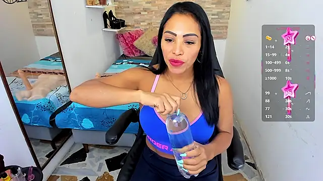 CindyWilliams  online show from November 2025 03:18:02 AM