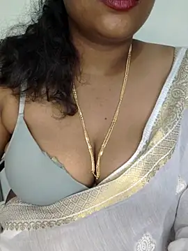 Snapshot of Sexy_Ammu_Telugu chatting on February 2025 04:15:02 PM Sexy Ammu Telugu online show from February 2025 04:15:02 PM